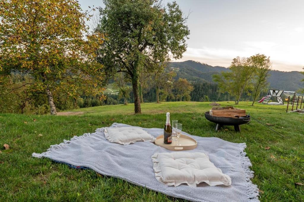 Holiday House Hona Lux Velike Lasce Dış mekan fotoğraf