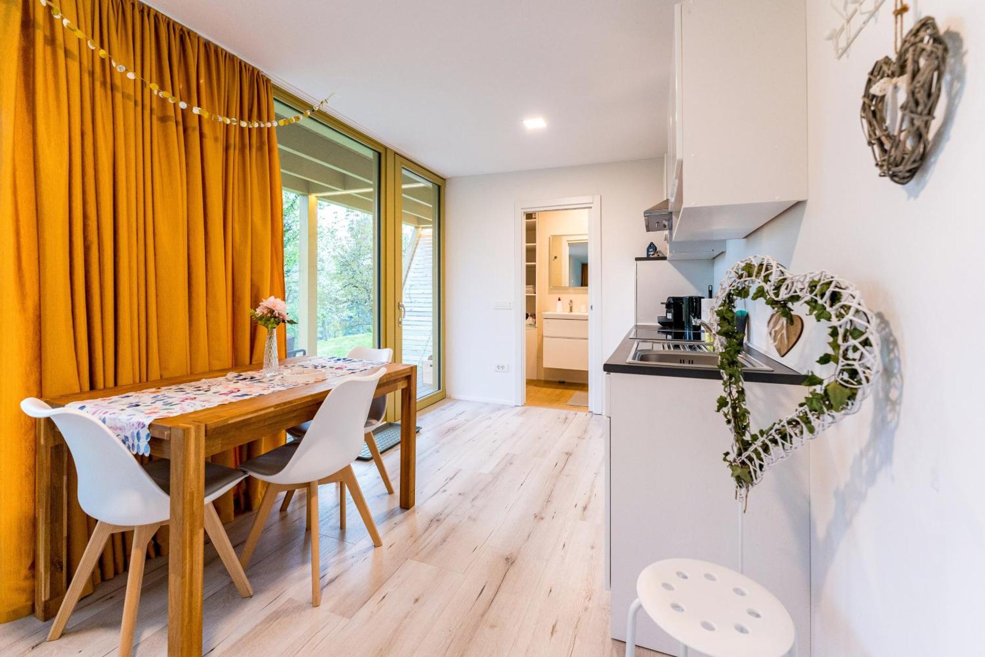 Holiday House Hona Lux Velike Lasce Dış mekan fotoğraf